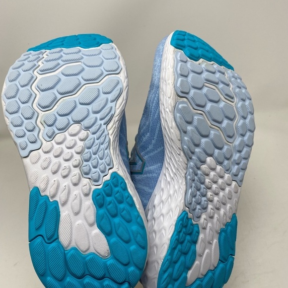 New Balance Fresh Foam W1080W11 UV Glo Synthetic/Mesh XWIDE running shoes - Picture 6 of 7